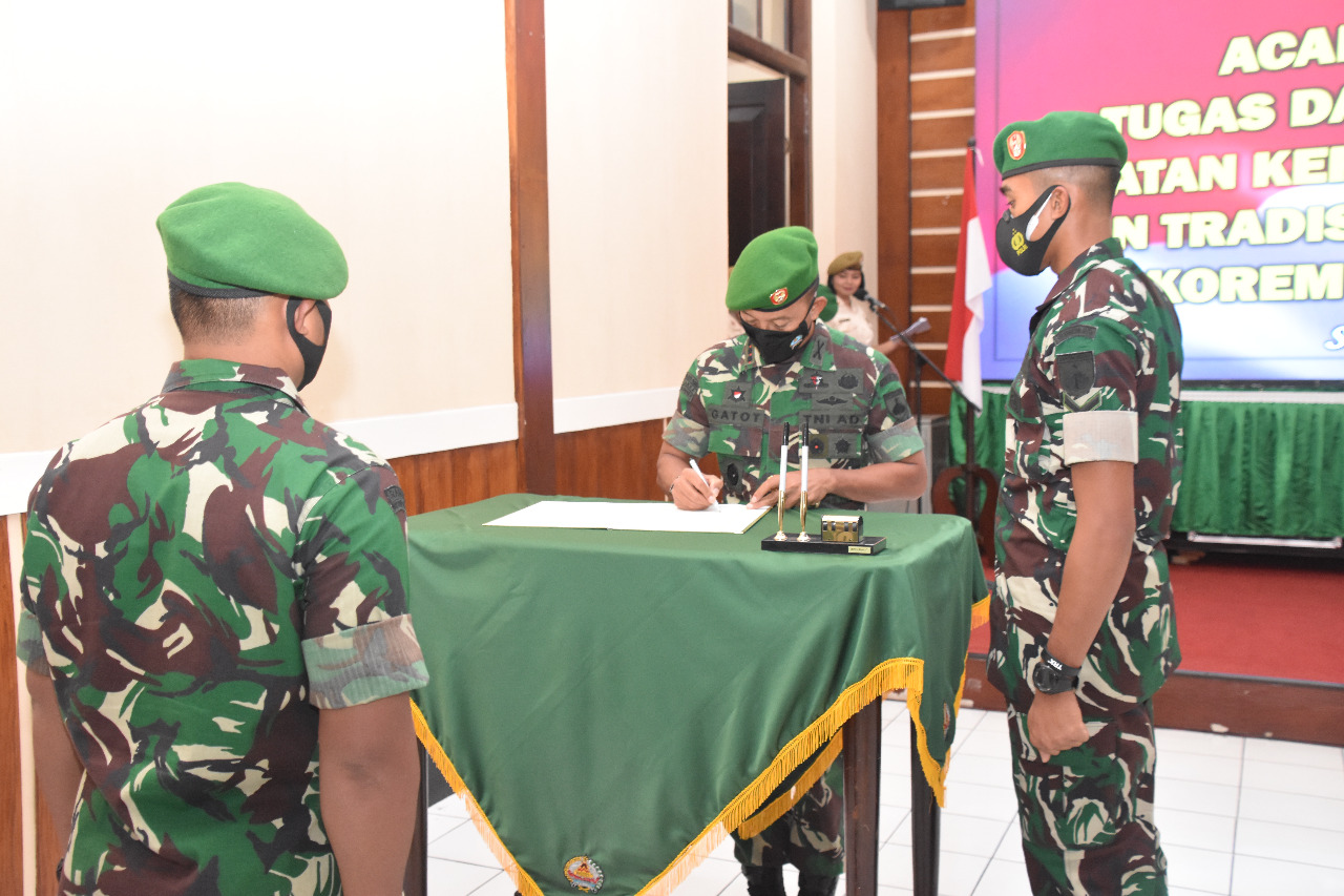 Kolonel Arm Putranto Gatot Sri Handoyo S.Sos., M.M., Pimpin Acara Tradisi Pelepasan Prajurit 